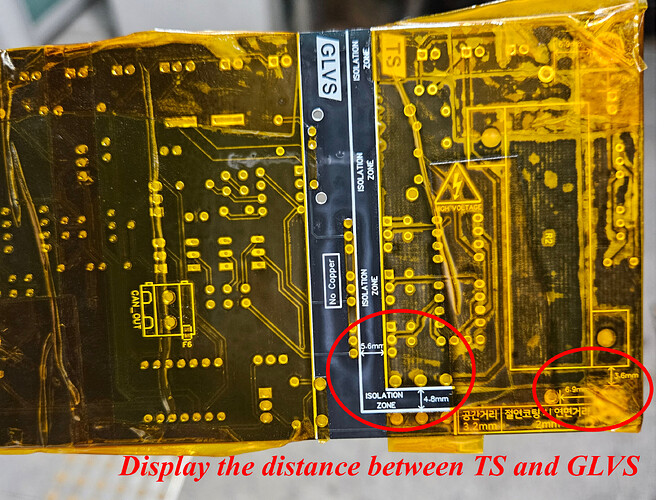 PCB에 실크스크린으로 표시된 절연 거리